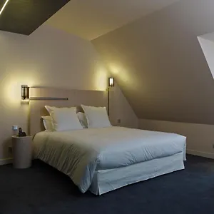 De Nell 5*, París Francia