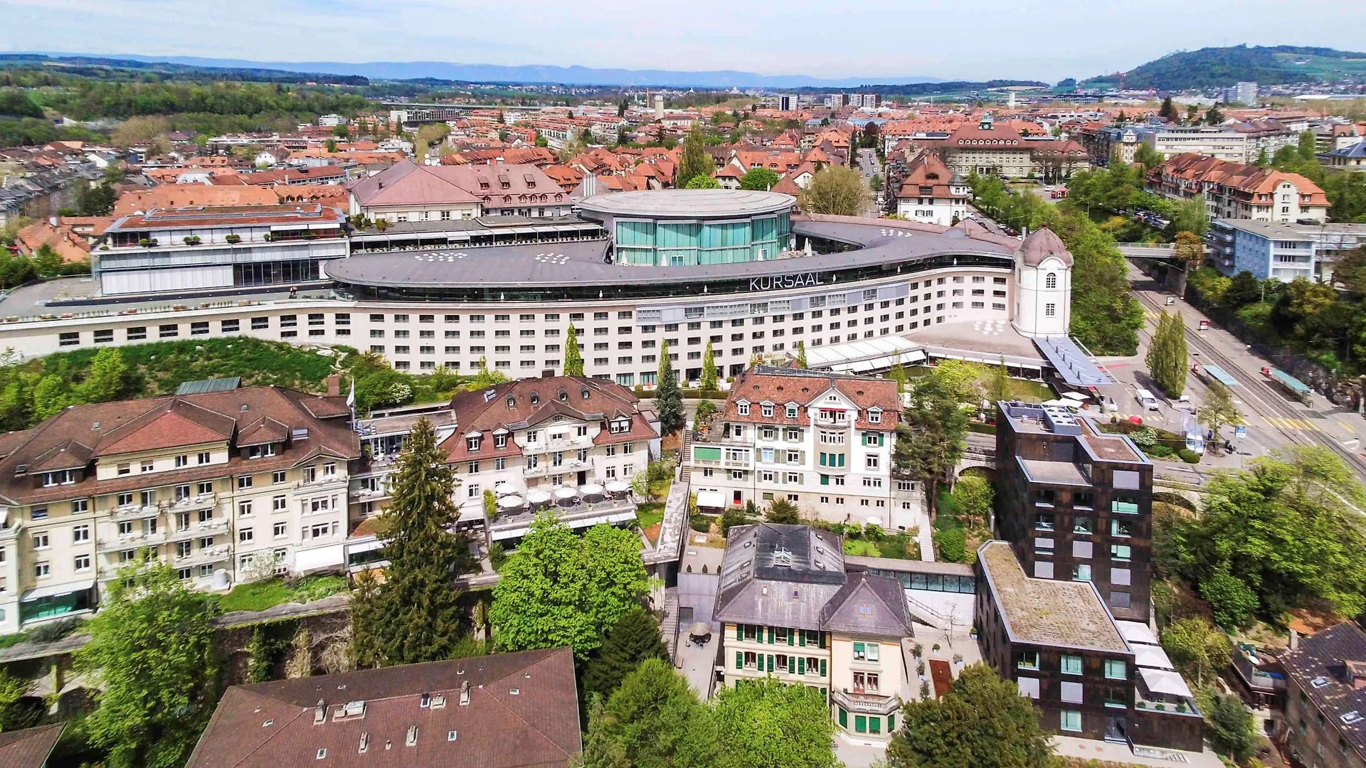 Szálloda Swissotel Kursaal Bern